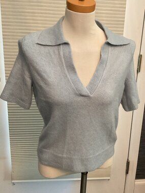 Abercrombie & Fitch Notch-Neck/ V-Neck Sweater